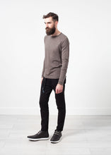 Daris Tee in Olive - gstuffpro.com