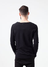 Daris Tee in Black - gstuffpro.com