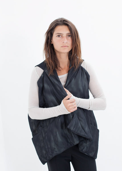 Quilted Mesh Waistcoat in Black/White - gstuffpro.com