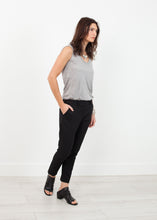 Stretch Fitted Pant in Black - gstuffpro.com