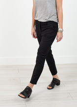 Stretch Fitted Pant in Black - gstuffpro.com
