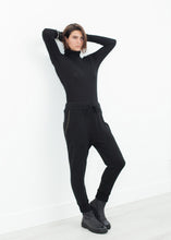 Highsoft Cropped Sweat in Black - gstuffpro.com