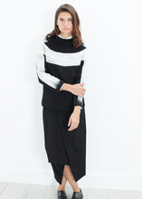 Contrast Felted Sweater in Black - gstuffpro.com