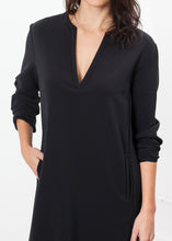 A-Line Pocket Shift in Black - gstuffpro.com