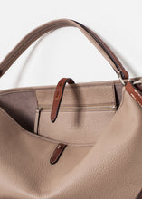 Pretty Grooming Bag - gstuffpro.com