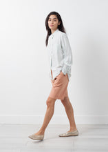 Classic Button Down - gstuffpro.com