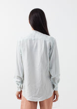 Classic Button Down - gstuffpro.com