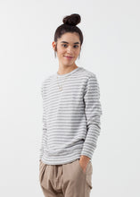 Striped Pullover - gstuffpro.com