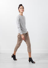 Striped Pullover - gstuffpro.com