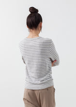 Striped Pullover - gstuffpro.com