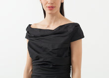 Rhesus Gown - gstuffpro.com