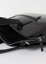 Vertical Tote - gstuffpro.com