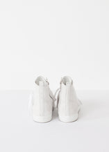 High Top Sneaker - gstuffpro.com