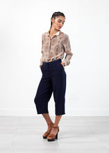Giulias Pant - gstuffpro.com