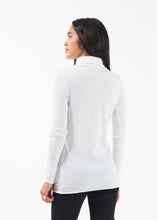 Turtleneck - gstuffpro.com