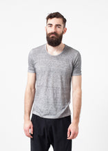 Linen T-shirt in Dolphin - gstuffpro.com