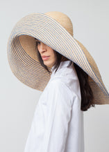Spinner Hat - gstuffpro.com