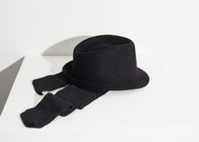 Kate Hat in Black - gstuffpro.com