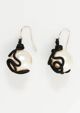 Float Bead Earring in Pearl - gstuffpro.com