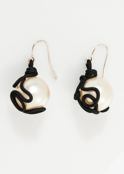 Float Bead Earring in Pearl - gstuffpro.com