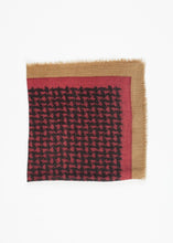 Houndstooth Square in Rouge - gstuffpro.com